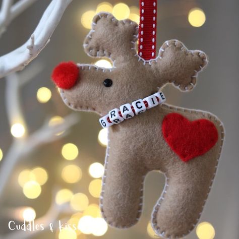 Brown Reindeer Felt Decoration - Etsy UK Diy Felt Christmas Ornaments, Christmas Sewing Projects, Felt Crafts Christmas, Felt Christmas Decorations, Felt Decorations, Felt Christmas Ornaments, Christmas Ornament Crafts, Homemade Christmas Gifts, Christmas Sewing