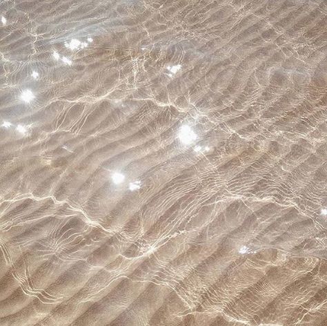 sparkle Kunstjournal Inspiration, Fashion Gone Rouge, Cream Aesthetic, Neutral Aesthetic, 背景 シンプル, Beige Aesthetic, Inverness, Brown Aesthetic, Beach Aesthetic