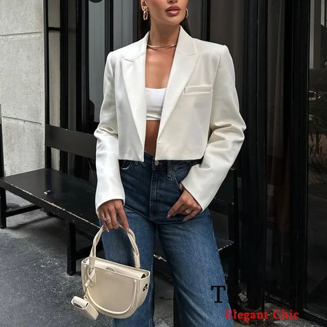 19.28US $ 58% OFF|TRAFZA Casual White Solid Women Short Blazer Fashion 2024 Spring Summer Office Lady Cropped Blazer Vintage Jacket Short Tops| |   - AliExpress Short Blazer Outfits, Crop Blazer Outfit, Cropped Blazer Outfit, Blazer Off White, White Blazer Outfits, Blazer E Short, Womens Blazer Coat, Luxury Outerwear, Basic Jackets