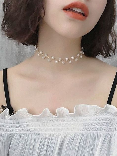 Fancy Choker, Choker Designs, Pretty Jewelry Necklaces, 背景 シンプル, Girly Accessories, Celestial Jewelry, Fancy Jewellery, Handmade Wire Jewelry, Bridesmaid Necklace