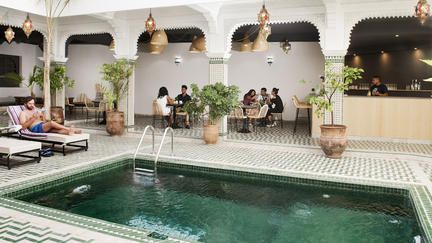 Rodamon Riad Marrakech Hostel Bedroom Ideas Baddie, Boutique Hostels, Home Decor Ideas Bedroom, Riad Marrakech, Goth Bedroom, Double Bunk Beds, Girly Apartments, Girly Apartment Decor, Decor Ideas Bedroom