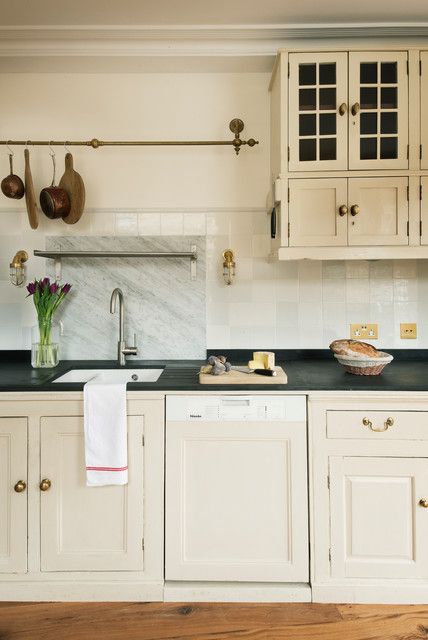 Wood Cabinets Black Countertops, Black Countertops Wood Cabinets, Black Countertops White Cabinets, Black And Cream Kitchen, Countertops Wood Cabinets, Ivory Kitchen Cabinets, White Cabinets Black Countertops, Cream Colored Kitchen Cabinets, Kitchen Cupboard Colours