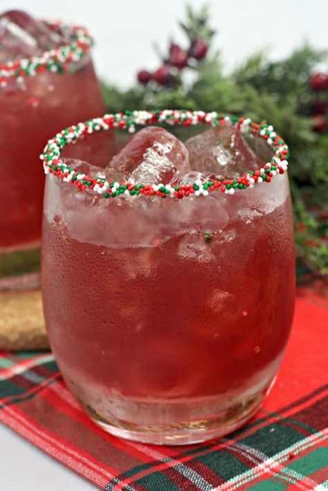 Our Naughty Elf Cocktail is the perfect drink to enjoy when you're planning your best hilarious Elf on the Shelf ideas this Christmas. It tastes so good, you may outdo yourself this year. #naughtyelf #elf #elfontheshelf #cocktails #christmas Christmas Long Island Drink, Tipsy Elf Cocktail, Tipsy Elf Drink, Christmas Inspired Drinks, Elf Cocktail, Funny Elf Ideas, Star Wars Drinks, Peppermint Hot Chocolate Recipe, Christmas Cocktails Easy