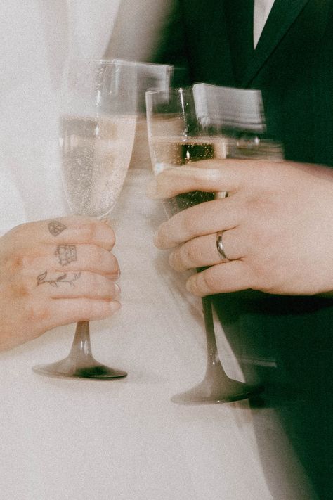 Champagne Vibes Aesthetic, Wedding Toast Aesthetic, Champagne Couple Photoshoot, Cheers Engagement Photos, Champagne Cheers Aesthetic, Editorial Wedding Details, Champagne Toast Aesthetic, Engagement Party Aesthetic, Intimate Engagement Party