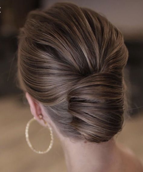 Low Bun Wedding Hair Shoulder Length, Wedding Hairstyles High Neck Dress, Bridal French Twist, Wedding Hair Trends, French Twist Updo, Low Chignon, Classic Updo, Wedding Hair Up, Mother Of The Bride Hair