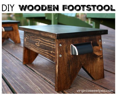 DIY Wooden Footstool - Learn how to make your own. Get the plans at virginiasweetpea.com #summerpowertoolchallenge #woodworking Diy Footstool, Stool Diy, 2x2 Wood, Wooden Footstool, Garage Workbench, Plywood Projects, Diy Stool, Wooden Step Stool, Tech Ideas