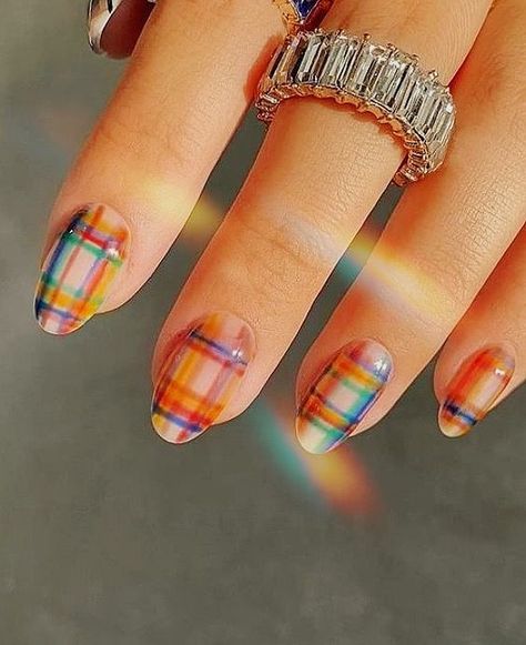 Plaid Nails French Tip, Halloween Plaid Nails, Pastel Plaid Nails, Summer Plaid Nails, Quilt Nails, Gingham Nails, Striped Nail Art, Stripe Nail Art Designs, Quilted Nails