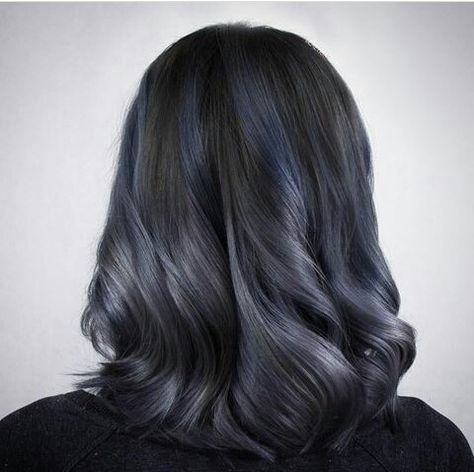 Smokey Blue Hair, Cool Tone Hair Colors, Black And Silver Hair, Cobbler Easy, Hair References, Makeup Eye Looks, Hair Color Blue, Tone Hair, Girl Short Hair