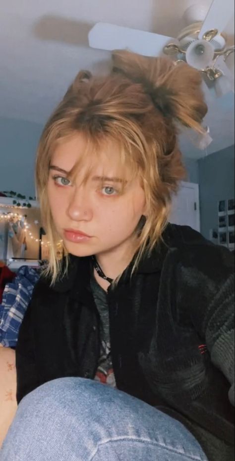 Face Claims, Aesthetic Girl, Hair Inspo, Pretty People, Bangs, Blonde, Hair Styles, Hair