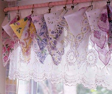 Diy Kitchen Window Treatments, No Sew Valance, Cortinas Country, Handkerchief Crafts, Window Projects, Kitchen Window Treatments, Ideas Hogar, Diy Window, Vintage Handkerchiefs