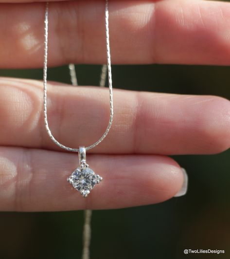 Silver Solitaire Necklace, Solitaire Pendant, Zircon Gemstone, Sparkly Necklace, Elegant Jewelry Women Necklace, Gift For Her, Zircon Charm https://etsy.me/31zUYQZ #silver #lovefriendship #zircon #women #rhombus #stone #minimalist #square #sterlingsilver #elegant #gift Sparkly Necklace, Sweet Jewelry, Solitaire Necklace, Women Pendant, Necklace Elegant, Jewelry Dainty, Classic Women, Solitaire Necklaces, Women Necklace