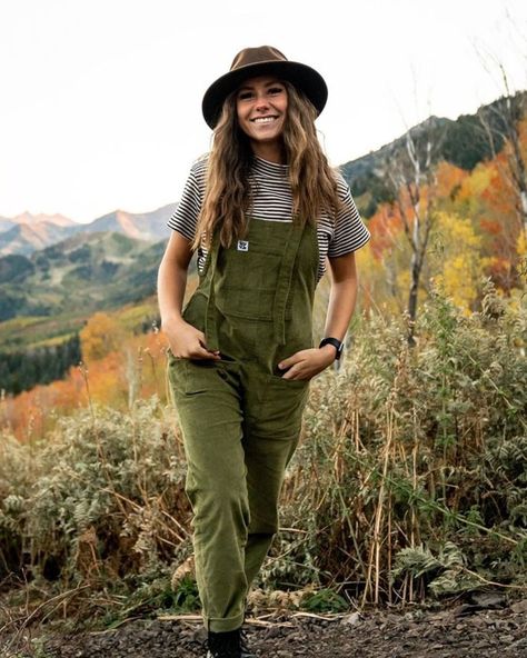 Lucy & Yak on Instagram: “Beautiful snap of @laurennriggs looking like our Olive Cord dungarees were absolutely made for her 👌🌿🌾 ⠀ ⠀ We're now stocked up in every…”