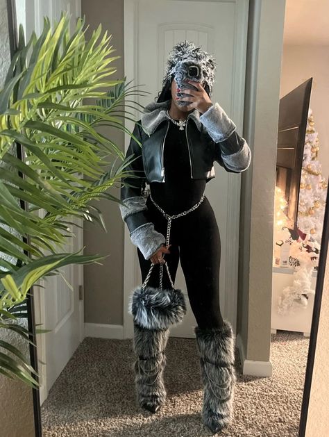 Winter Outfits Black Women, Winter Outfits Blackgirl, Concert Outfit Winter, Winter Birthday Outfit, Modest Dressing, Fly Girls, Old Friendships, Birthday Makeup, Cute Birthday Outfits