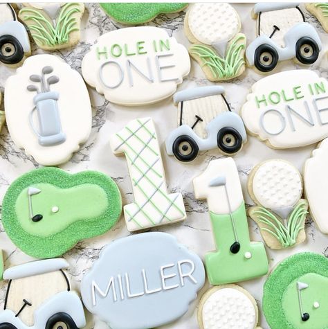 Golf Theme First Birthday Smash Cake, Golf Partee Ideas, Golf Cookies First Birthday, Golf 1st Birthday Cookies, 1st Birthday Golf Theme Cookies, Golf 1st Birthday Cake, Hole In One Birthday Cookies, Hole In One First Birthday Outfit, Golf Birthday Cookies