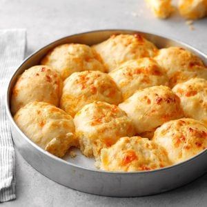 Pan Rolls Recipe, Cheddar Rolls, Pan Rolls, Parmesan Ranch, Yeast Rolls Recipe, Cheese Rolls, Potato Roll, Baked Rolls, Yeast Rolls