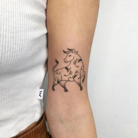 Taurus Chinese Tattoo, Tiny Bull Tattoo, Cute Bull Tattoo, Minimalist Bull Tattoo, Cute Ox Tattoo, Simple Ox Tattoo, Chinese Ox Tattoo, Ferdinand The Bull Tattoo, Ox Tattoo Design Chinese Zodiac