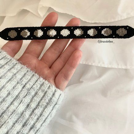 Braided Friendship Bracelets, String Bracelet Patterns, Simple Macrame, Cute Friendship Bracelets, Stars Space, Friendship Bracelets Designs, Space Universe, Bracelet Craft Diy, Diy Friendship Bracelets Patterns