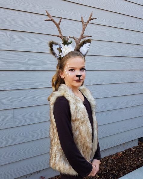 Deer costume Deer Costume For Kids, Reindeer Makeup, Deer Halloween Costumes, Dear Costume, Deer Makeup, Reindeer Costume, Deer Costume, Animal Costumes, Group Halloween Costumes