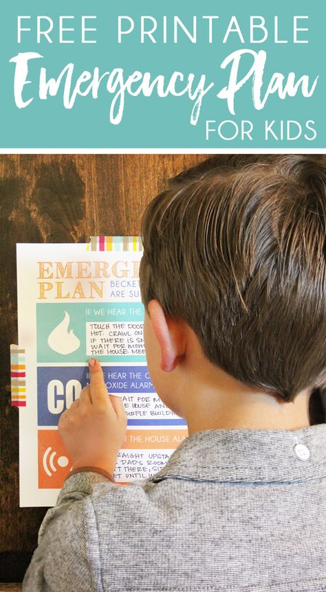 Use this free printable template to create a family emergency plan so kids know what to do if they hear the smoke alarm, carbon monoxide alarm, or house alarm. #emergencypreparedness #fireprevention #printables #parenting Home Emergency Plan, Emergency Plan Template, Family Emergency Plan Free Printables, Fire Prevention Month, Family Emergency Plan, Family Meetings, Fire Safety Tips, Safety Plan, Safety Week