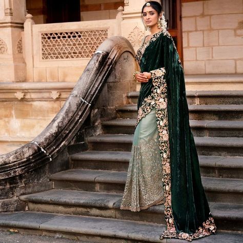 Green Velvet Saree, Green Velvet Wedding, Saree For Wedding, Velvet Saree, Shyamal And Bhumika, Sangeet Outfit, Velvet Wedding, Sabyasachi Lehenga, Nikkah Dress