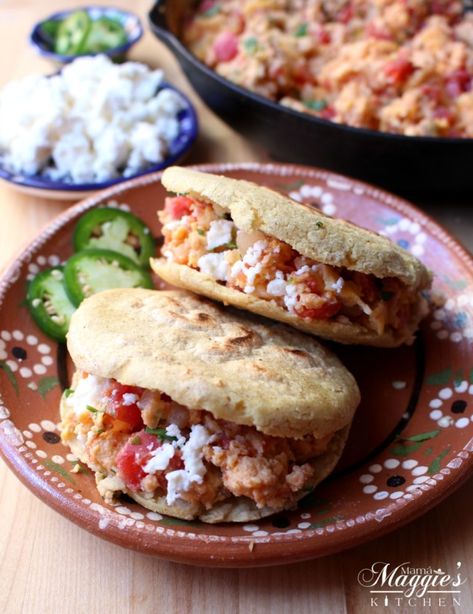 Brunch just got better with Breakfast Gorditas. It’s a delightful way to start the day. Ready in no time and full of deliciousness that the entire family will love. (with Freezer Instructions) By Mama Maggie's Kitchen Breakfast Gorditas, Mexican Gorditas, Gorditas Recipe, Mexican Breakfast Recipes, Mexican Breakfast, Finger Foods Easy, Mexican Foods, Mexican Food Recipes Easy, International Food