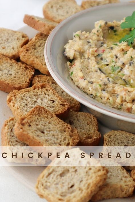 Veggie Sandwich Spread, Chickpea Spread, Lacto Vegetarian, Sandwich Spread Recipes, Vegetarian Appetizers Easy, Chickpea Dip, Vegetarian Dip, Chickpea Sandwich, Vegetarian Appetizer