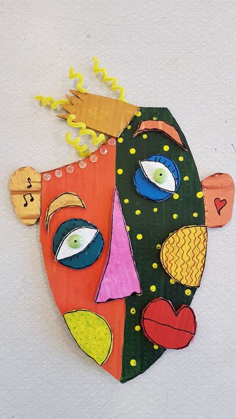 Card Board Masks, Picasso Cardboard Faces, Picasso Mask Art Project, Picasso Faces For Kids, Picasso Face Art, Picasso Masks, Picasso Mask, Cardboard Faces, Cardboard Face