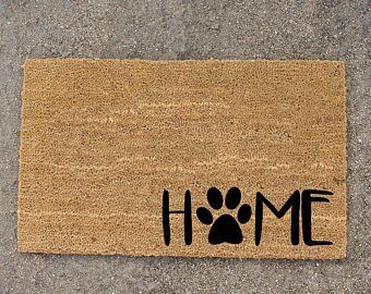 Custom Decor Handmade Jewelry by blackandwheatco on Etsy Wipe Your Paws, Wood Gifts Diy, Dog Door Mat, Patio Inspiration, Funny Doormats, Front Porch Decorating, Dog Door, Custom Doormat, Personalized Door Mats