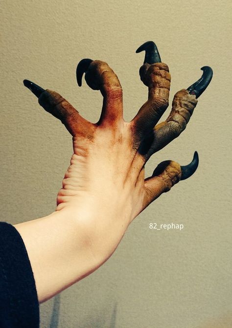 Hand Reference Monster, Body Horror Animals, Drawing Pose Photo, Monster Hand Reference, Fantasy Reference Photos, Two Hands Reference, Chimera Aesthetic, Monster Pose Reference, Harpy Aesthetic