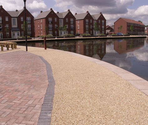 Daltex Autumn Quartz 1-3mm Resin Bound: Resin Bonded Aggregates: Bonding Questions, What Is Resin, Driveway Materials, Resin Driveway, Exposed Aggregate Concrete, Aggregate Concrete, Exposed Aggregate, Cream Yellow, New Builds