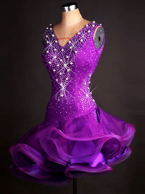 Salsa Dresses, Dancing Pictures, Danza Latina, Dancing Clothing, Latin Costume, Women Dancing, Dancer Dress, Latin Ballroom Dresses, Latin Dance Costume