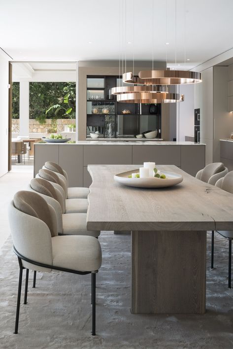 f you are in need of a new modern dining table, dining room chair, or even of the brightest and most splendid lighting design, this is a home decor‘s Eden! #diningchairideas #diningroomdecor #diningroomideas #luxurydiningchair #luxuryfurniture #luxuryinteriordesign #diningroom #interiordesignideas #luxurydesignforhome #luxuryhomedecor #chairdesign #bocadolobo Minimal Dining, Dining Interior, Luxury Dining Table, Dinning Room Design, Dinner Room, Dining Room Interiors, Small Kitchens, Luxury Dining Room, Design Philosophy