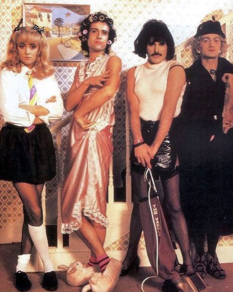 I Want To Break Free, Mtv Music Awards, Greatest Rock Bands, Queen Photos, Roger Taylor, Queen Freddie Mercury, John Deacon, Somebody To Love, Brian May