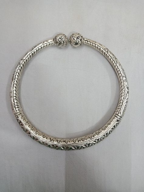 Chandi Bangles Design, Chandi Bracelet For Women, Silver Kada Women Hand, Chandi Kada Design For Women, Silver Kada Women, Mens Silver Bangle, Silver Bracelet Designs, Anklet Designs, Pretty Jewelry Necklaces