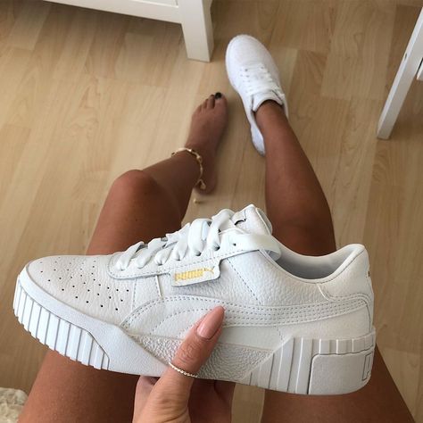 D U D U  | shoe addict’s Instagram profile post: “Puma Cali 🖤 #PUMA  #PUMACALI #SNEAKERLOVE 👟❤️ @puma @pumawomen @pumasportstyle #pumawomen _____________________________________ #LOVE #LIVE…” Puma Cali Sneakers Outfit, Aesthetic Winx Club, Puma Shoes Outfit, Puma Sneakers Outfit, Aisha Aesthetic, Puma Cali Sneakers, Puma White Sneakers, Sneakers Instagram, Nike Air Rift