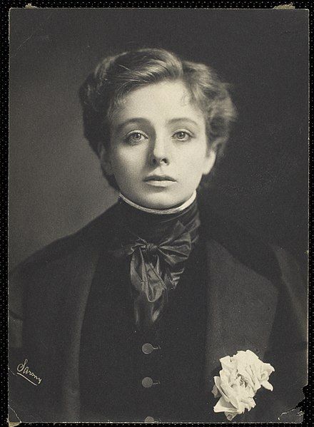 People From The Past, Maude Adams, Evelyn Nesbit, Silent Movie, British Actresses, University Of Michigan, Unique Beauty, White Photo, Vintage Photographs