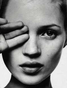 Kate Moss by David Sims for i-D magazine #149 - The Survival Issue, February 1996 / face Id Magazine, Moss Fashion, Miss Moss, David Sims, Fabric Poster, Silk Art, Identity Art, Fashion Wall Art, Black And White Posters