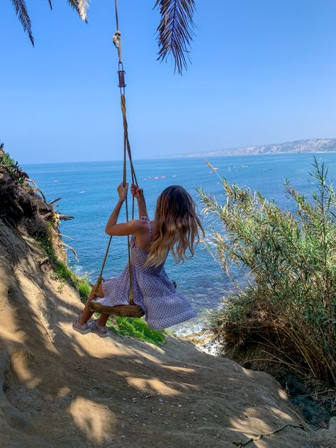 san diego swings la jolla california instagram ocean blue cute photo spot California Aesthetic San Diego, San Diego Aesthetic Pictures, Summer San Diego, San Diego Summer Aesthetic, La Jolla California Aesthetic, San Diego Photo Ideas, San Diego Instagram Spots, San Diego Astethic, La Jolla Aesthetic