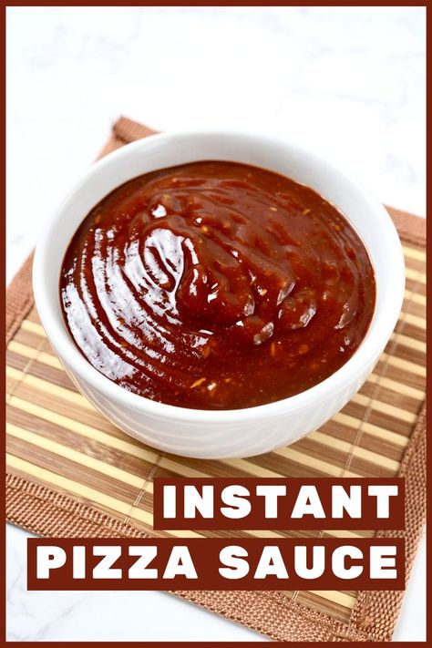 quick pizza sauce recipe Quick Pizza Sauce, Pizza Sauce Easy, Pizza Dipping Sauce, Real Food Dinner, Pizza Sauce Recipe, Craving Pizza, Soft Foods, Pizza Pie, Easy Pizza