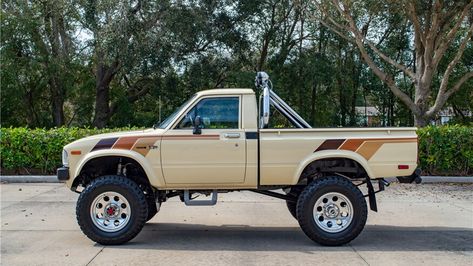 This 1983 Toyota SR5 Is the Antidote for Modern Pickup Truck Bloat - Motor Trend Toyota Trucks 4x4, Toyota Runner, Toyota Pickup 4x4, Toyota 2000gt, Pickup Truck Accessories, Toyota 4runner Trd, Toyota Supra Mk4, Toyota Tercel, Toyota Tacoma Trd