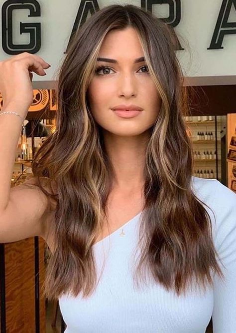 Highlights Brown Hair Short, Golden Highlights Brown Hair, Brown Hair With Blonde Balayage, Highlights Brown Hair Balayage, Medium Length Brown Hair, Rambut Brunette, 2020 Hairstyles, Blond Balayage, Caramel Hair