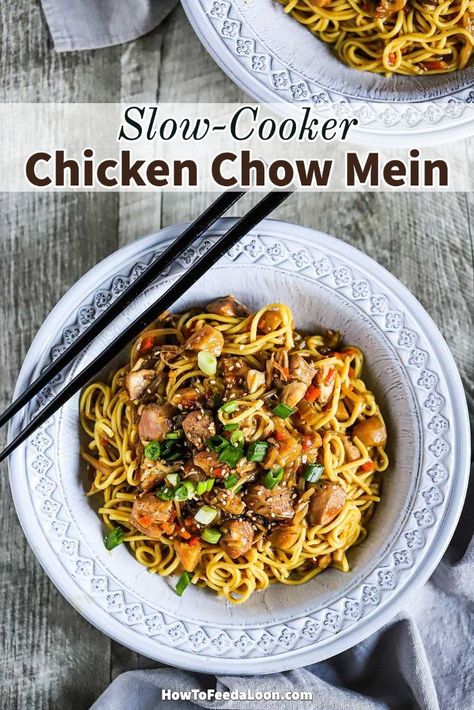 Slow-Cooker Chicken Chow Mein takes the Chinese classic dish and makes your slow-cooker do all the work for you. Incredibly delicious and leftovers are perfection! Get the complete recipe with ALL-NEW VIDEO on the blog! Chinese Slow Cooker Recipes, Crockpot Pasta, Chow Mein Recipe, Chicken Chow Mein, Chicken Slow Cooker Recipes, Chow Mein, Insta Pot, Crockpot Recipes Slow Cooker, Crockpot Meals