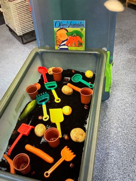 Olivers Vegetables Activities, Oliver’s Vegetables Eyfs, Olivers Vegetables Eyfs, Healthy Eating Eyfs, Vegetables Eyfs, Olivers Vegetables, Healthy Food Activities, Eyfs Ideas, Sensory Tray