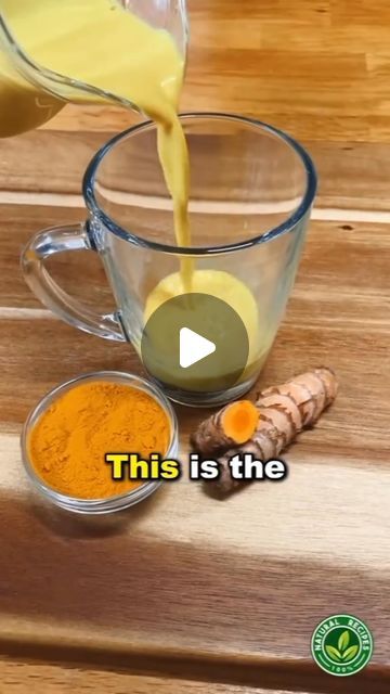 Plant 🌿 Herb on Instagram: "Drink a cup of this golden milk a day and this is what will happen to your body #naturalremedies #naturalremedy #recipes #recipe #goldenmilk #turmeric" Golden Milk Recipe, 21 Day Detox, Turmeric Milk, Smoothie Diet Plans, Golden Milk, Meal Replacement Smoothies, Flat Tummy, Healthy Eating Habits, Detox Smoothie