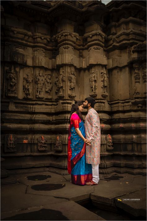 #coupleshoot #couplegoals #love #preweddingshoot #sagarlokhandephotography #wedding #maharashtrianprewedding #preweddingcoupleshoot #coupleshoot #couplephotoshoot #outdoorcoupleshoot #couplephotography #photoshoot Couple Photoshoot In Temple, Couple Temple Photoshoot, Hampi Photoshoot, Temple Couple Photoshoot, Traditional Pre Wedding Photoshoot, Outdoor Stills, Pre Wedding Photoshoot India, South Couple, Temple Couple