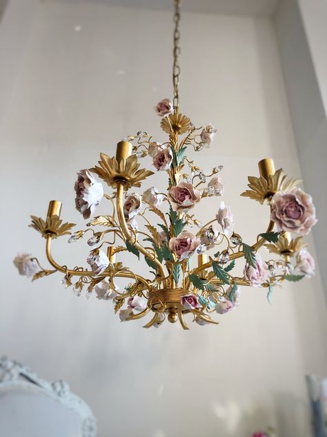 "Enjoy this \"Peonies chandelier\" SUITABLE FOR LOW CEILINGS It is a special 6 lights chandelier in wrought iron made in cooperation with the best Italian artisans from Florence. It has great details such touches of green on some of the leaves and soft pink peonies which are all handmade in the finest Italian porcelain. Crystal blossoms had a touch of luminous elegance to the whole chandelier and of the best AAA Asfour quality. Crystals and peonies are the perfect match with the gold leaf but th Leaf Chandelier, Crystal Lights, Casa Vintage, Decoration Inspiration, Dream House Interior, Cute Room Decor, Apartment Inspiration, Low Ceiling, Dream House Decor