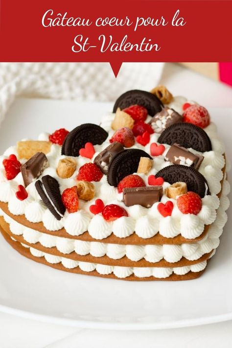 Le gâteau en forme de cœur est parfait si vous souhaitez préparer un dessert pour la St-Valentin ou bien simplement pour déclarer votre flamme à votre partenaire. St Valentin, Cereal, Raspberry, Dessert, Fruit