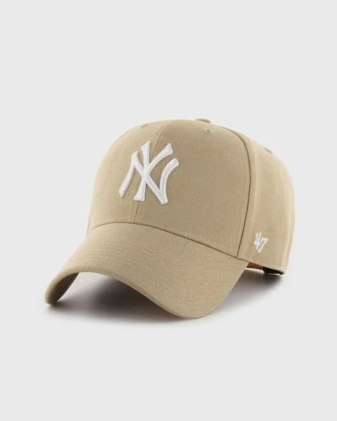 Yankees hat outfit