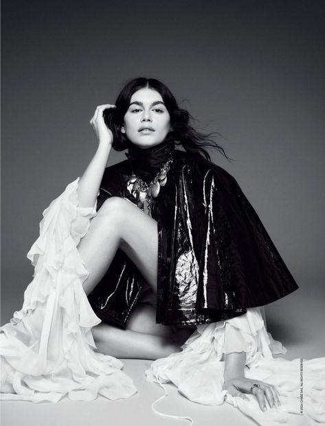 Chloe Campaign, Henrik Purienne, David Sims, Kaia Gerber, Fall Winter 2024, Katie Holmes, Black White Photos, White Photo, Online Fashion Stores