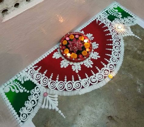 Sanskar Bharti Rangoli Designs, Border Rangoli Designs, Poster Rangoli, Easy Rangoli Designs Videos, Border Rangoli, Very Easy Rangoli Designs, Rangoli Designs Photos, Easy Rangoli Designs Diwali, Rangoli Side Designs